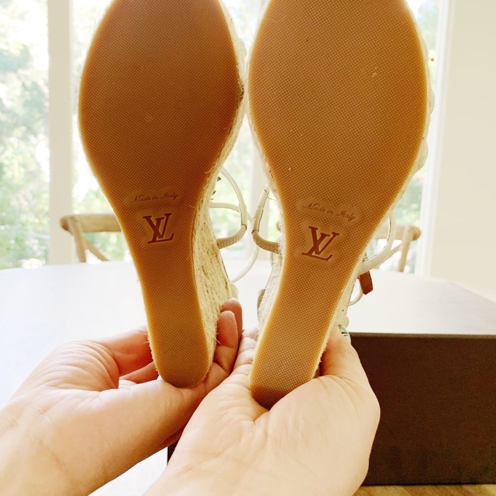 Louis Vuitton • Espadrilles - Picture 2 of 4
